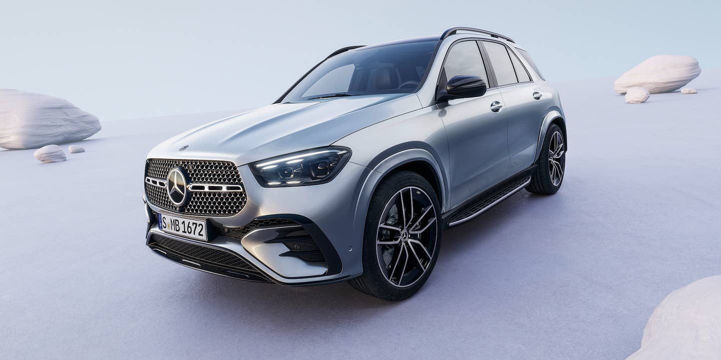 2024 Mercedes-Benz GLE Gets New Plug-In Hybrid, Off-Road Goodies